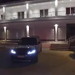 Lumi Hotel
