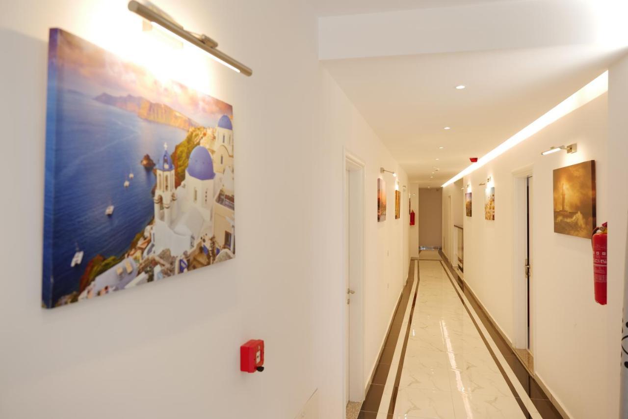 Lumi Hotel